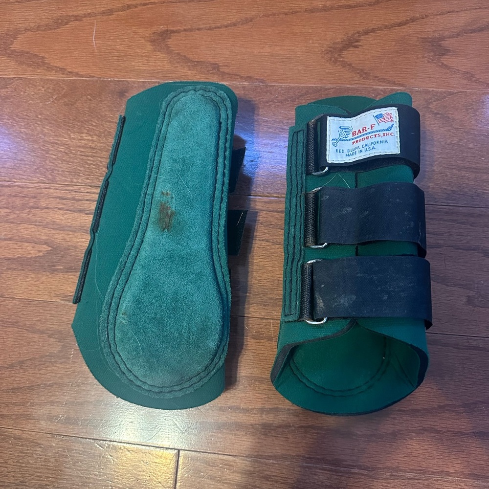 Hunter Green Brushing Boots